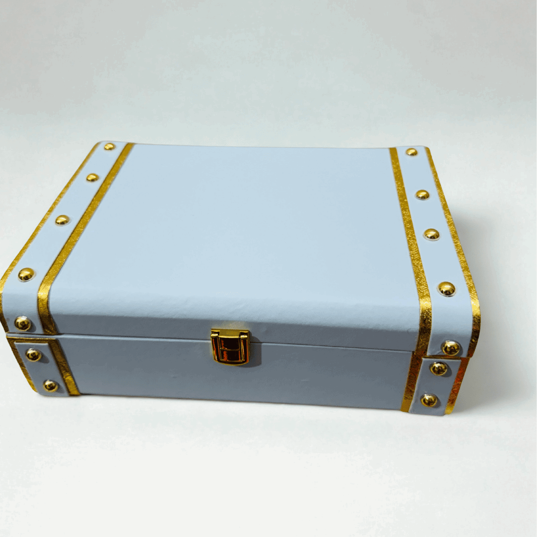 Luxury Truck Box Gift Hamper – Healthy Gourmet Treats (Customizable)